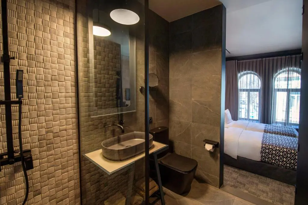 An ensuite at the Qarvasla in Tbilisi, one of our Georgia gay-welcoming hotels.